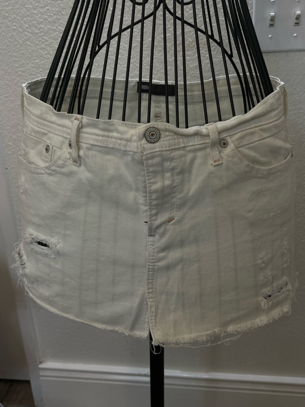Levi's White Distressed Denim Mini Skirt